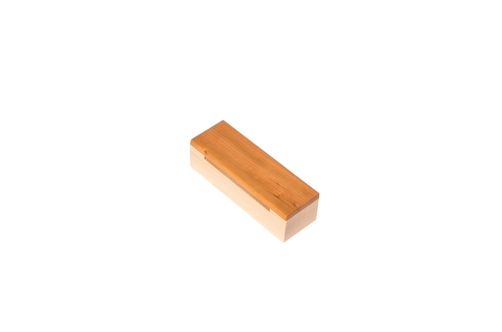 Dřevěný blok z ušlechtilého dřeva - střední